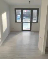 Sanierung Wohnung: z.B. Decken abhängen, Wände spachteln und tapezieren, Türen streichen, Parkett verlegen uvm.